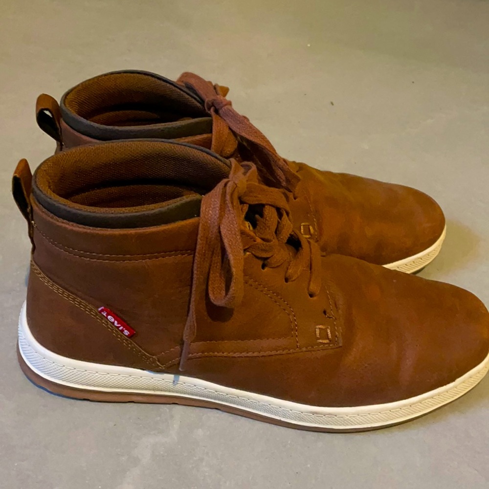 Levi’s goshen shoe